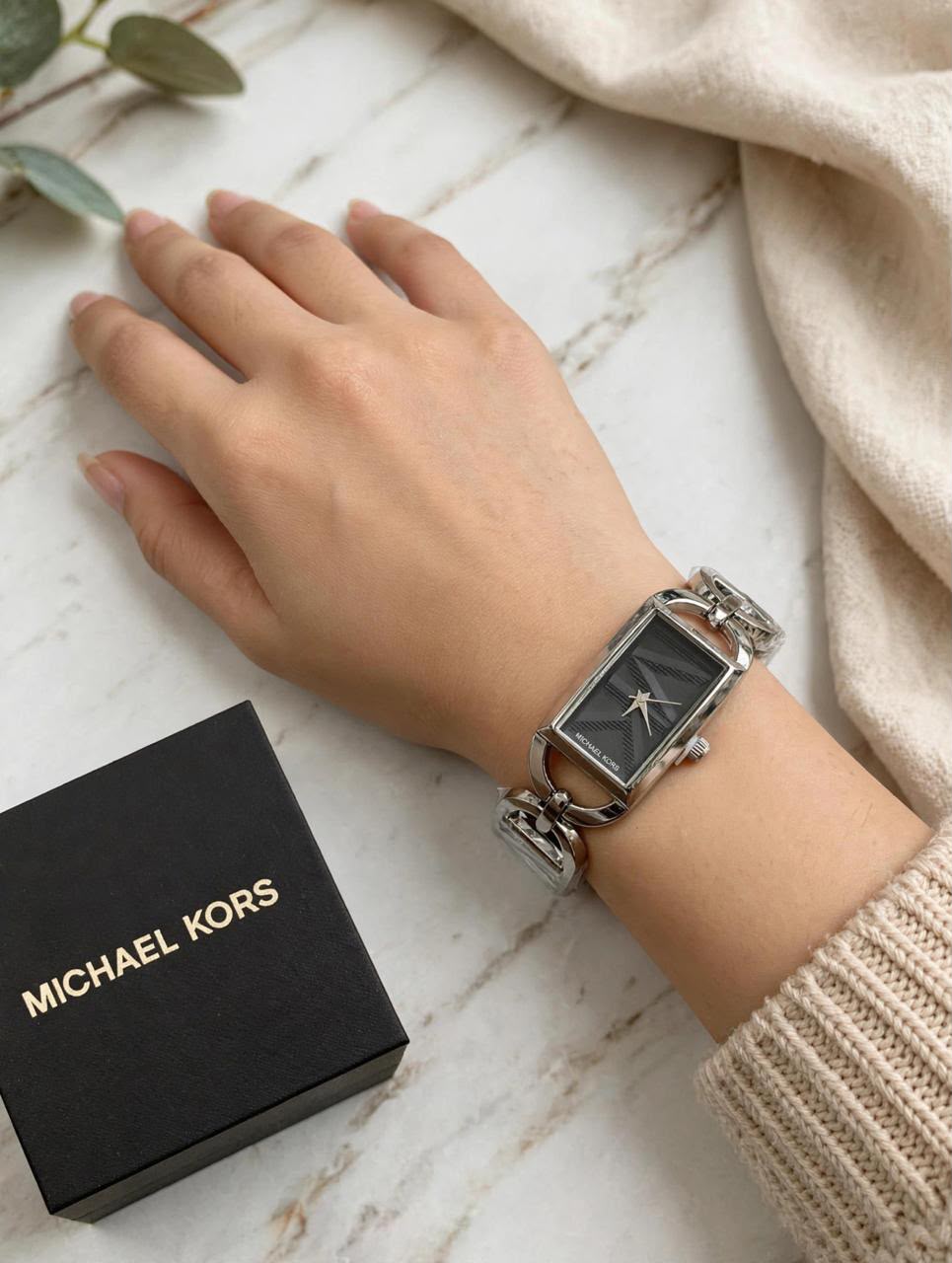 MK PREMIUM METAL WATCHES FOR WOMEN
